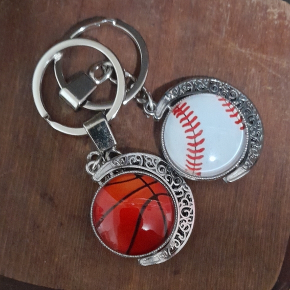 Basketball & Baseball Metal Rotating Keychains - Picture 2 of 4